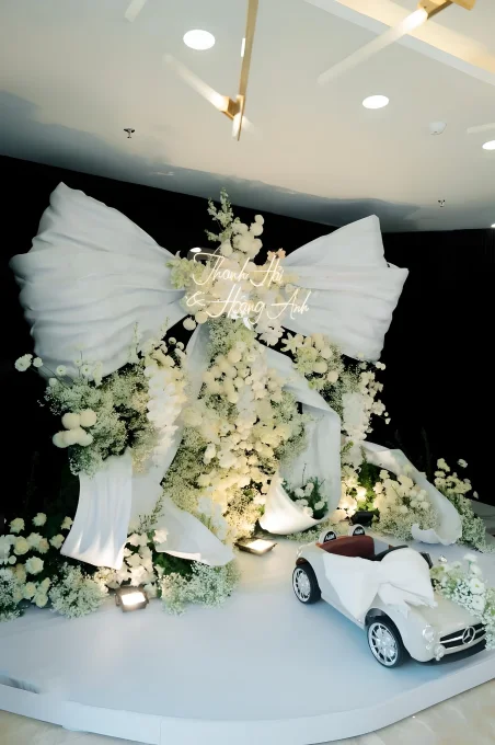 Backdrop đám cưới nơ trắng