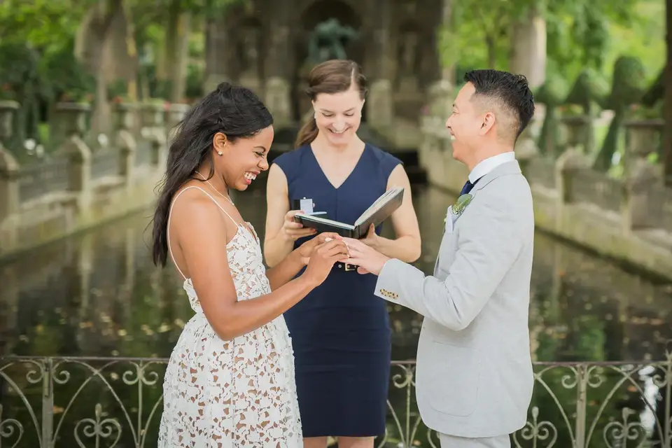 câu hỏi dành cho người chủ trì lễ cưới