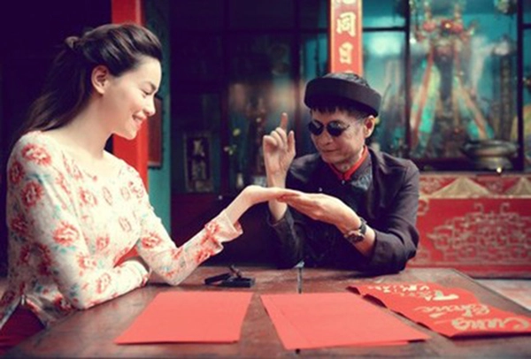 xem ngày cưới